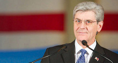 mississippi-governor-signs-dfs-legislation