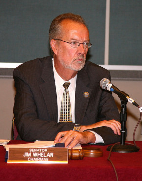 indiana-licenses-fantasy-sports-operators-nj-and-maine-pass-