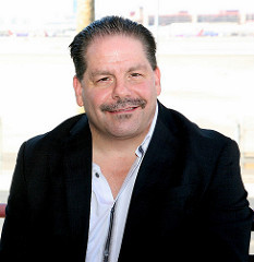 australian-deputy-premier-challenges-gambling-ads